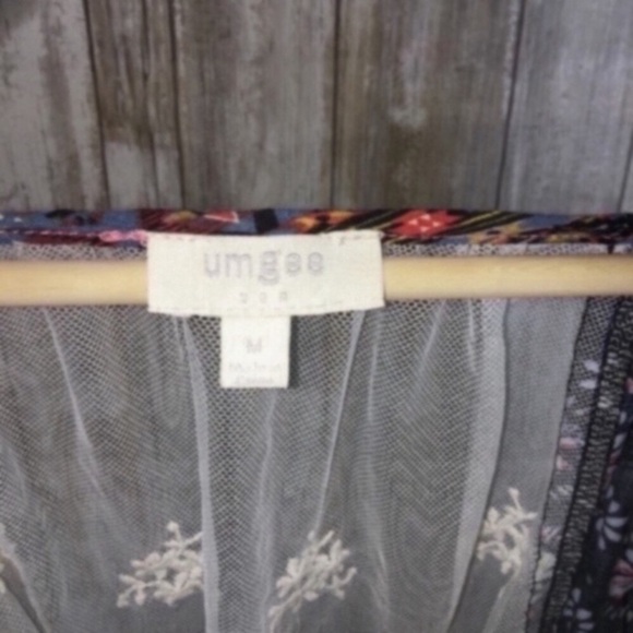 Umgee Embroidered Lace Back Blouse - Picture 5 of 6